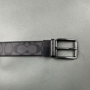 Coach Men's 42 Harness Buckle Cut-To-Size Reversible Belt (40.5"-44" Waist)